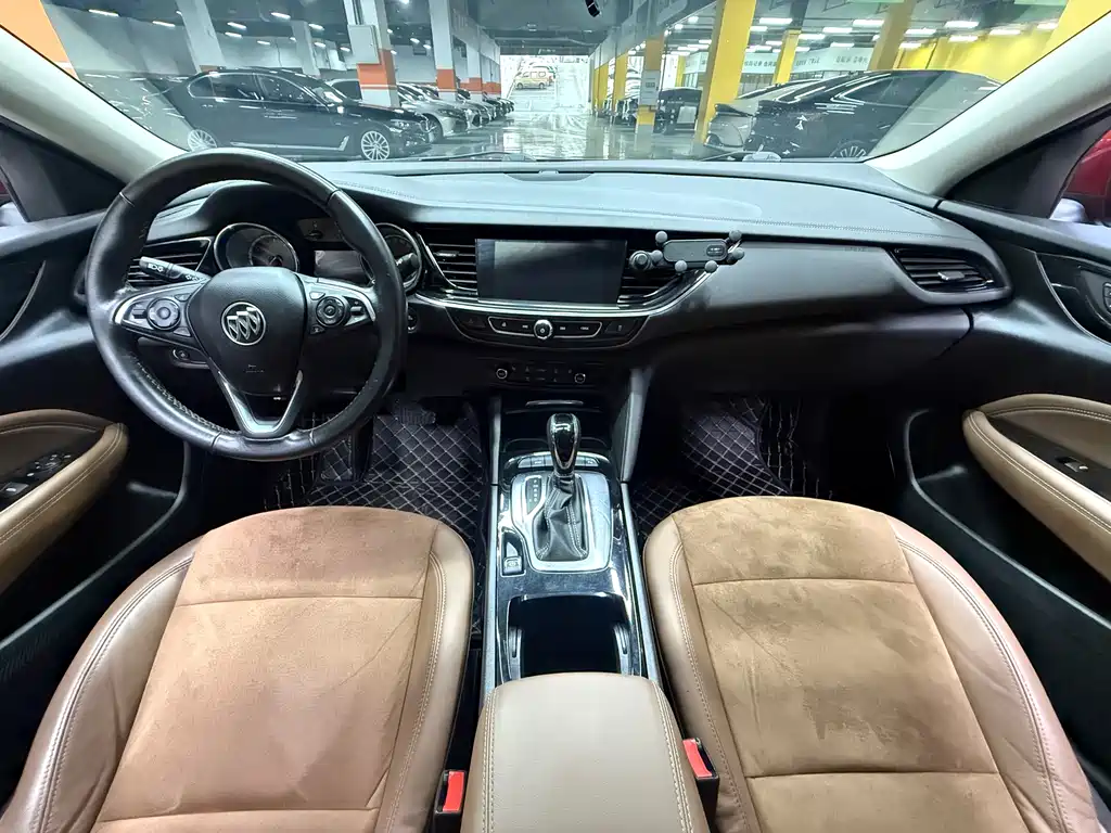 Buick Regal 2019 — фото 11
