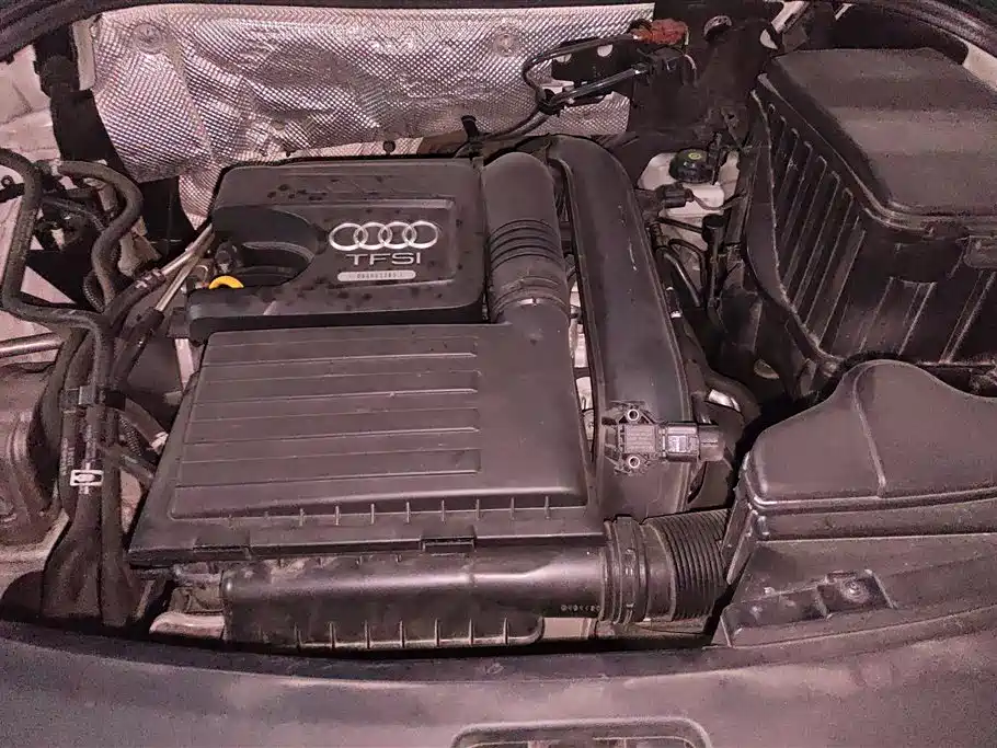 Audi Q3 2016 — фото 10