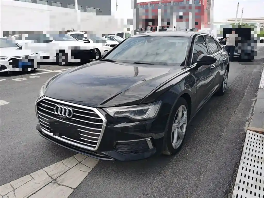 Audi A6L 2021 — фото 1