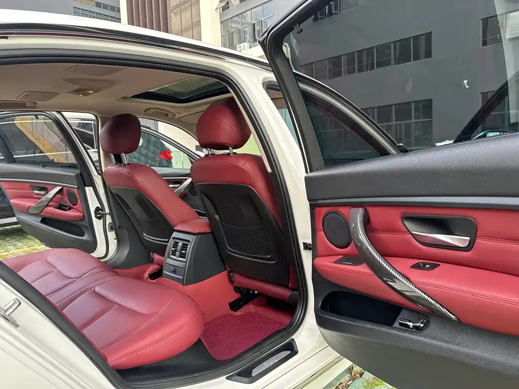 BMW 3 Series 2014 — фото 15