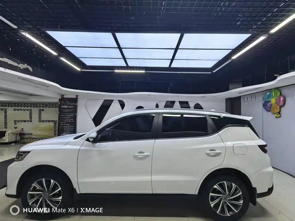 Geely Vision X6 2022
