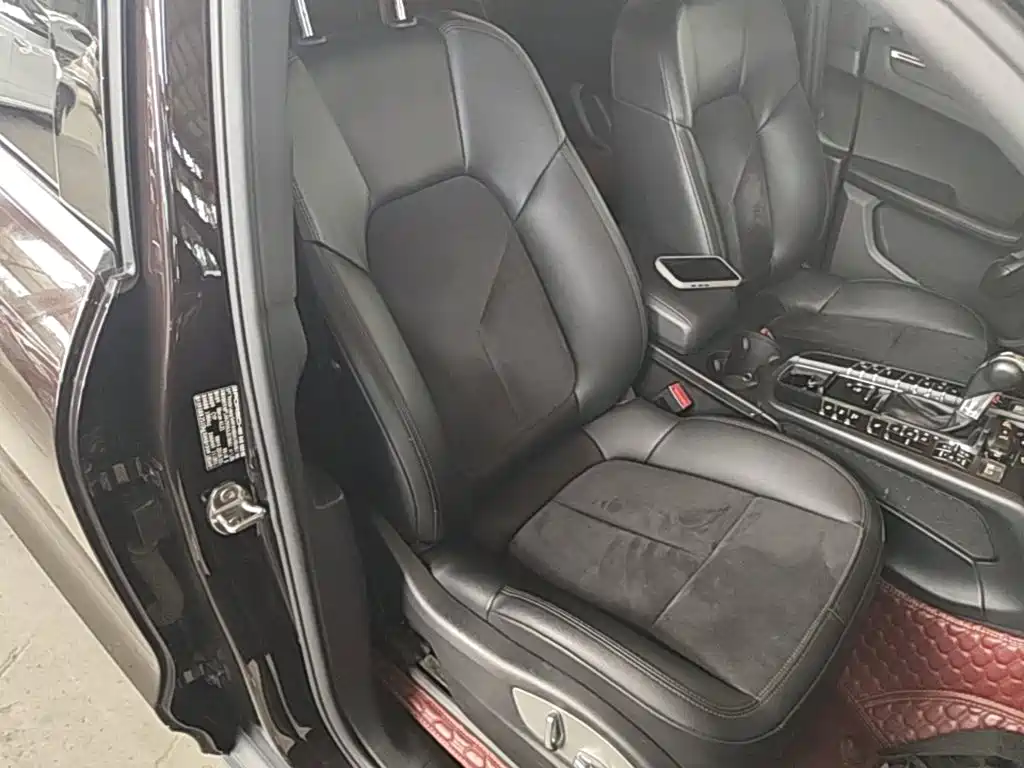 Porsche Macan 2018 — фото 25