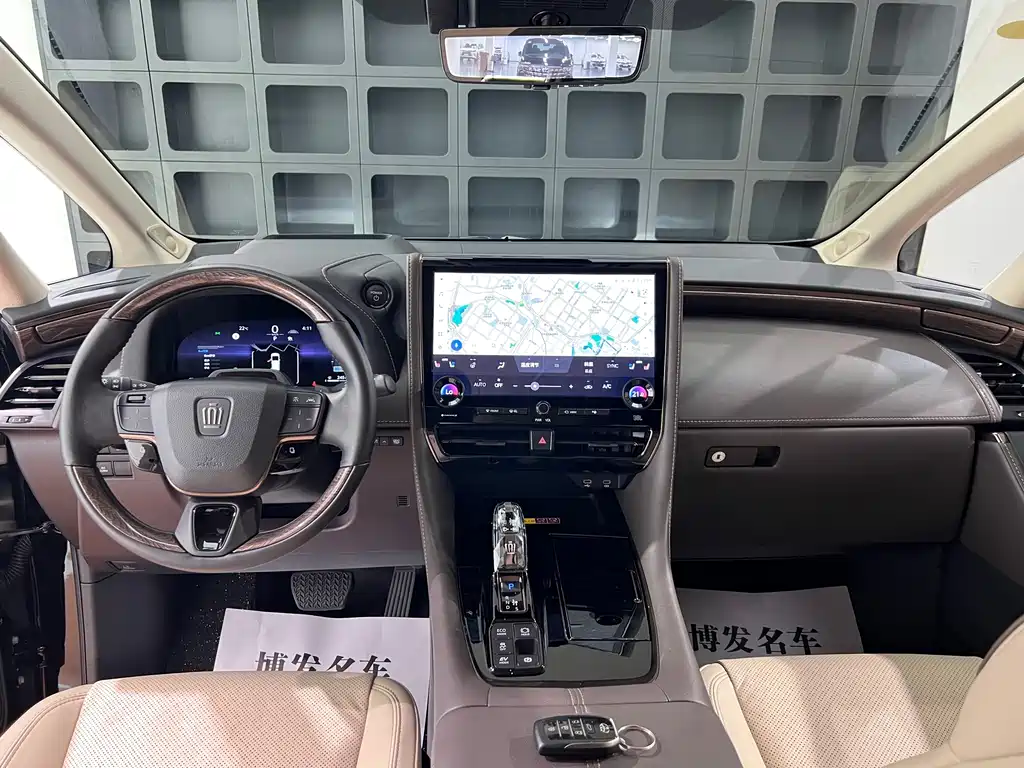 Toyota Vellfire 2025 — фото 28