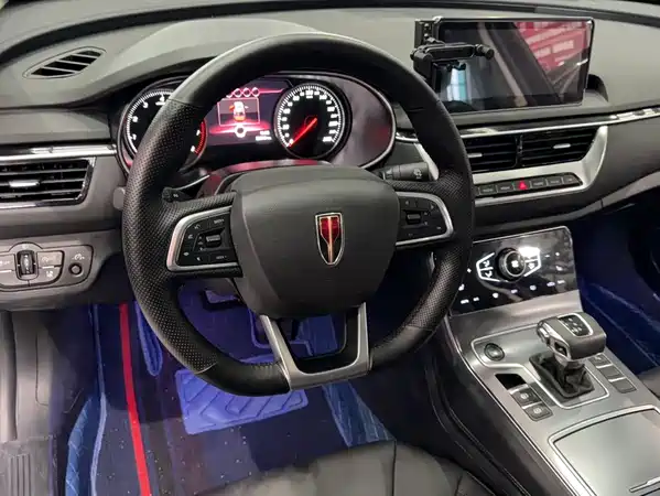 Hongqi H5 2023
