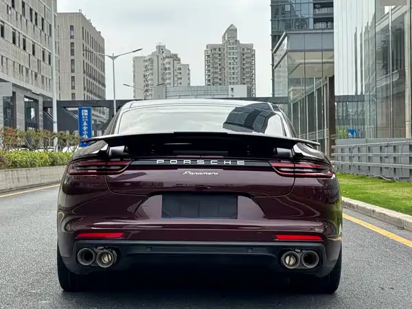 Porsche Panamera 2019