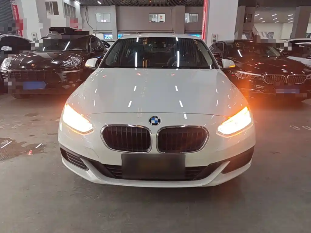 BMW 1 Series 2020