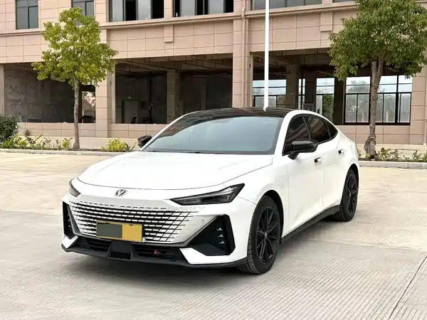 Changan UNI-V 2022