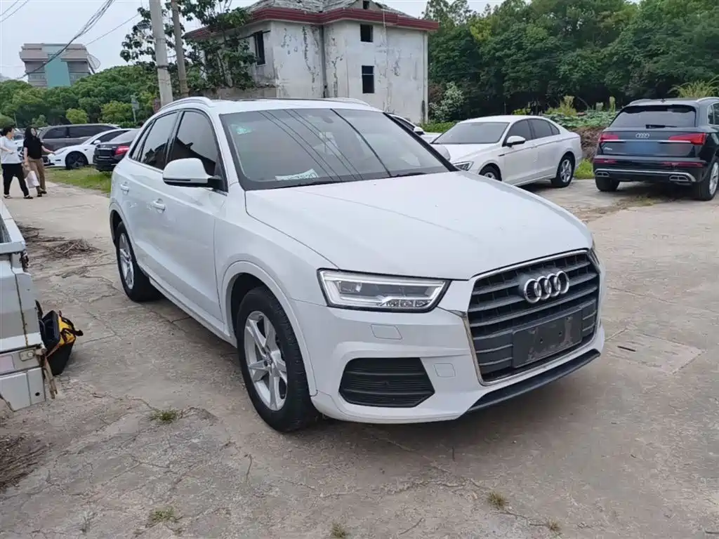 Audi Q3 2019 — фото 4