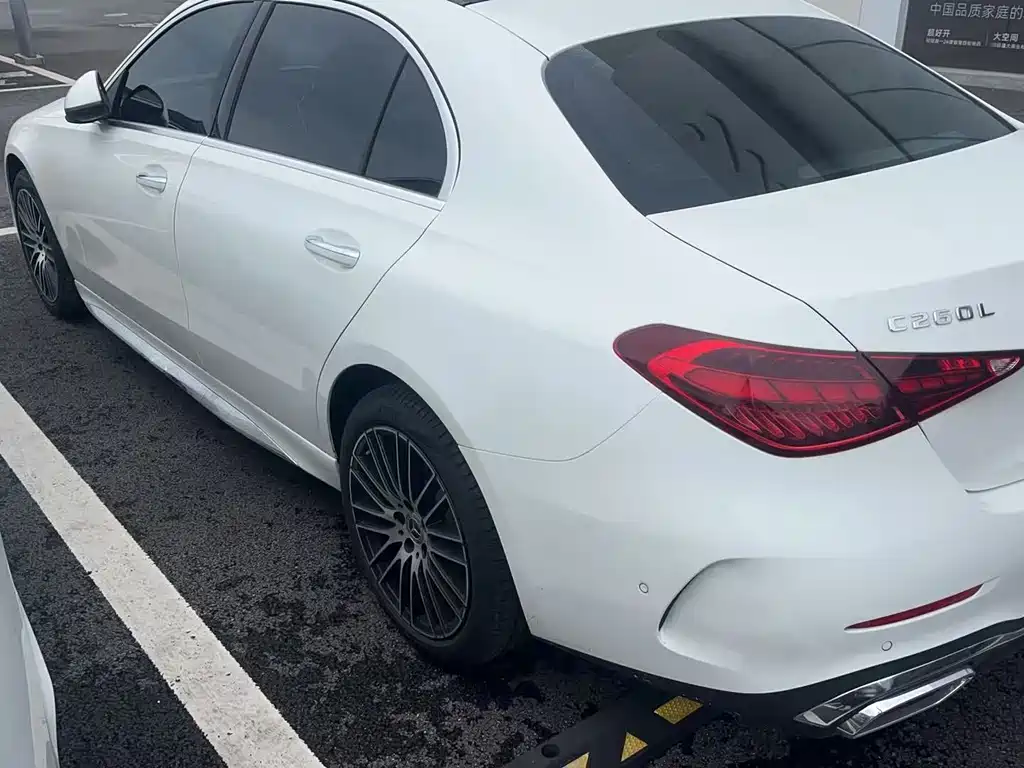 Mercedes-Benz C-Class 2026