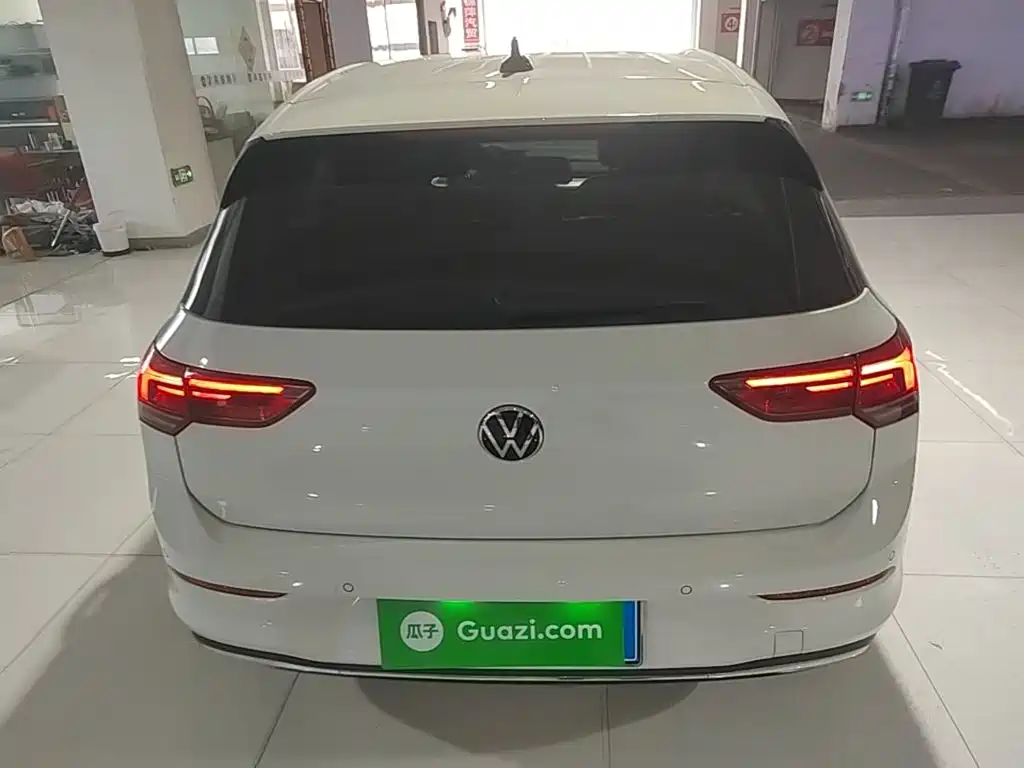 Volkswagen Golf 2023