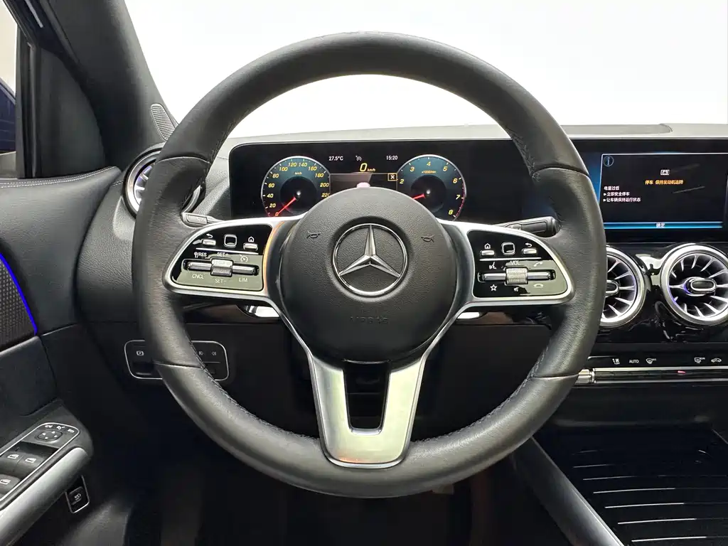 Mercedes-Benz GLA 2022 — фото 16