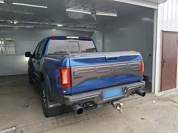 Ford F-150 Raptor 2018