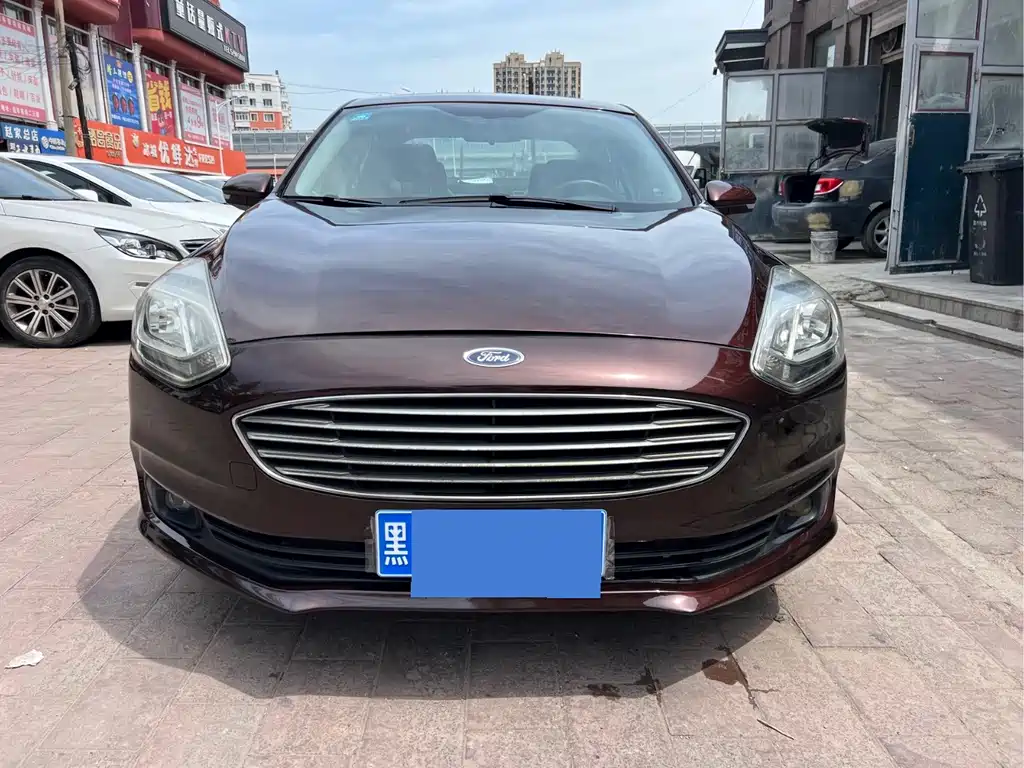 Ford Forrest 2019