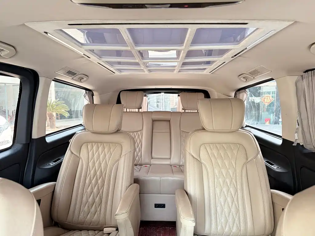 Mercedes-Benz Vito 2019 — фото 10