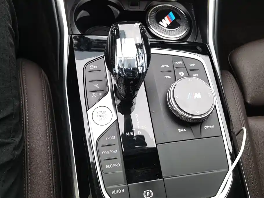 BMW 3 Series 2021 — фото 14