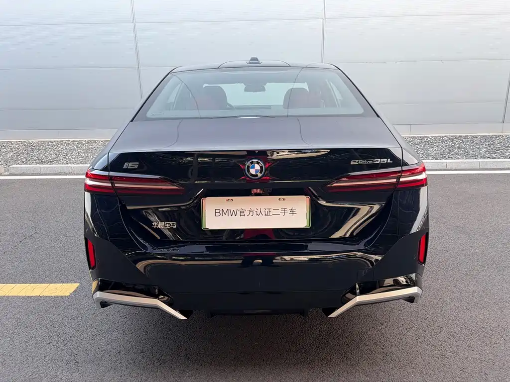 BMW i5 2025 — фото 6