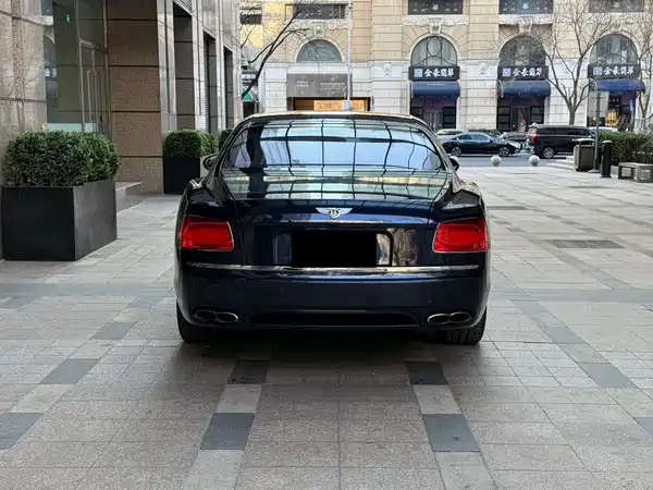 Bentley Flying Spur 2017
