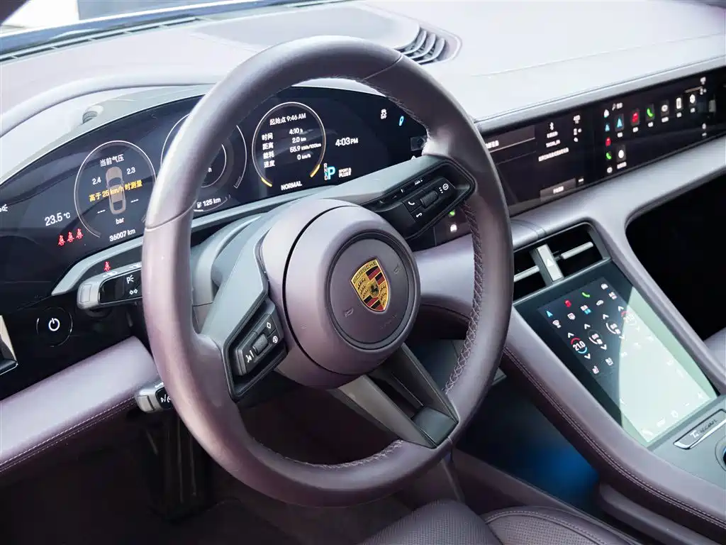 Porsche Taycan 2021 — фото 17
