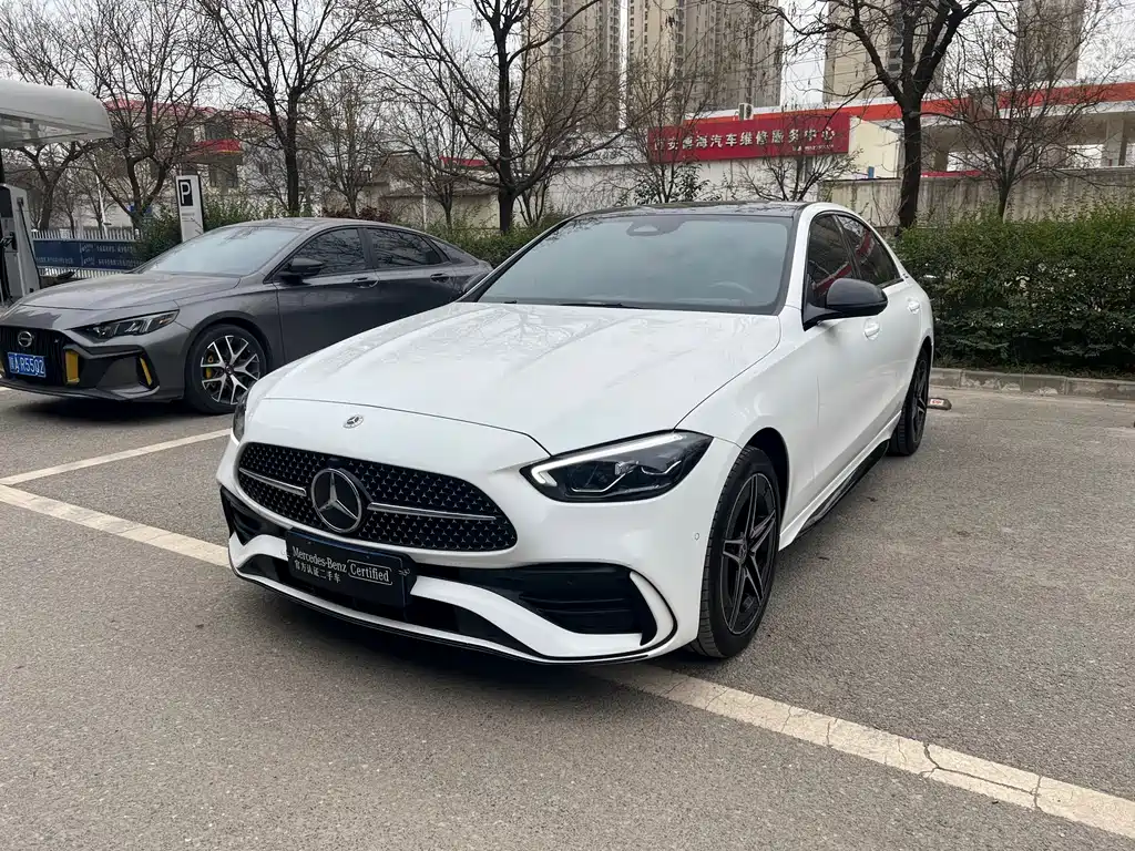 Mercedes-Benz C-Class 2023 — фото 1