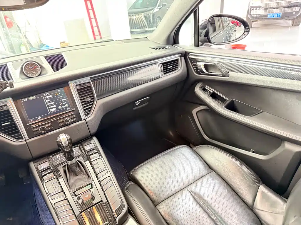 Porsche Macan 2014 — фото 16