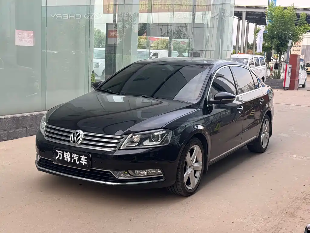 Volkswagen Magotan 2016
