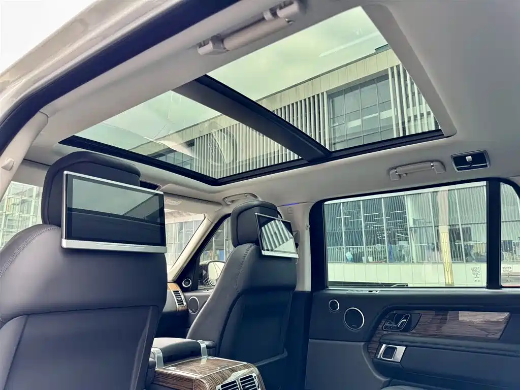Land Rover Range Rover 2019 — фото 21