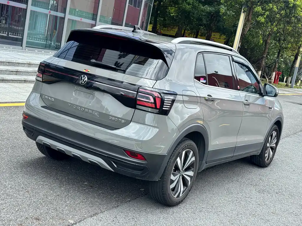 Volkswagen T-Cross 2021