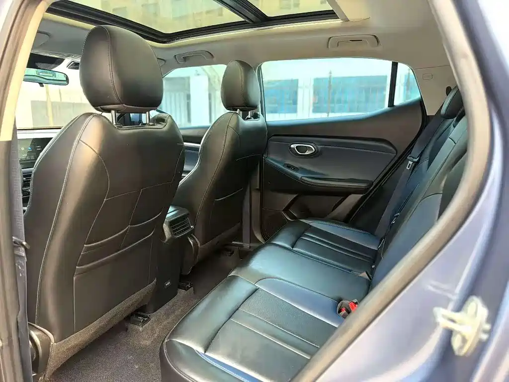 GAC Motor Trumpchi GS3 2023 — фото 9