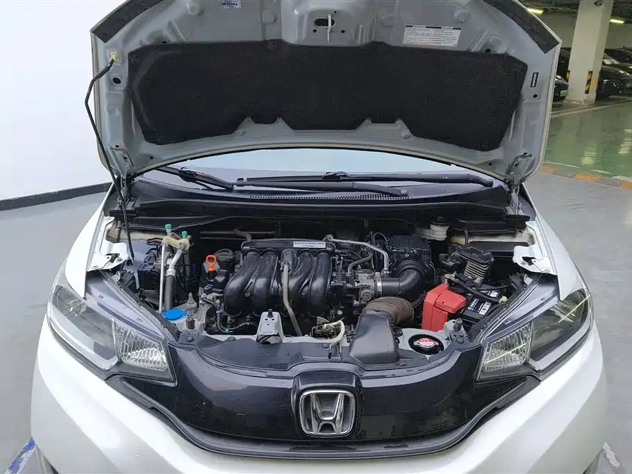 Honda Fit 2017 — фото 10