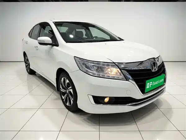 Honda Crider 2016