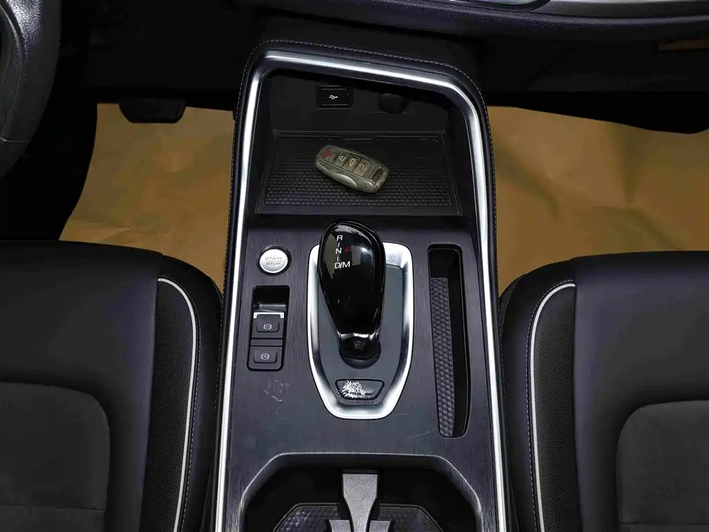 Haval H6 2021 — фото 12