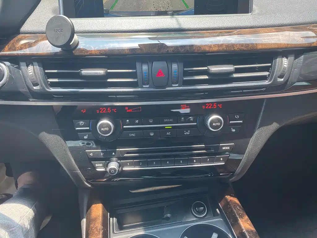 BMW X5 2015 — фото 14
