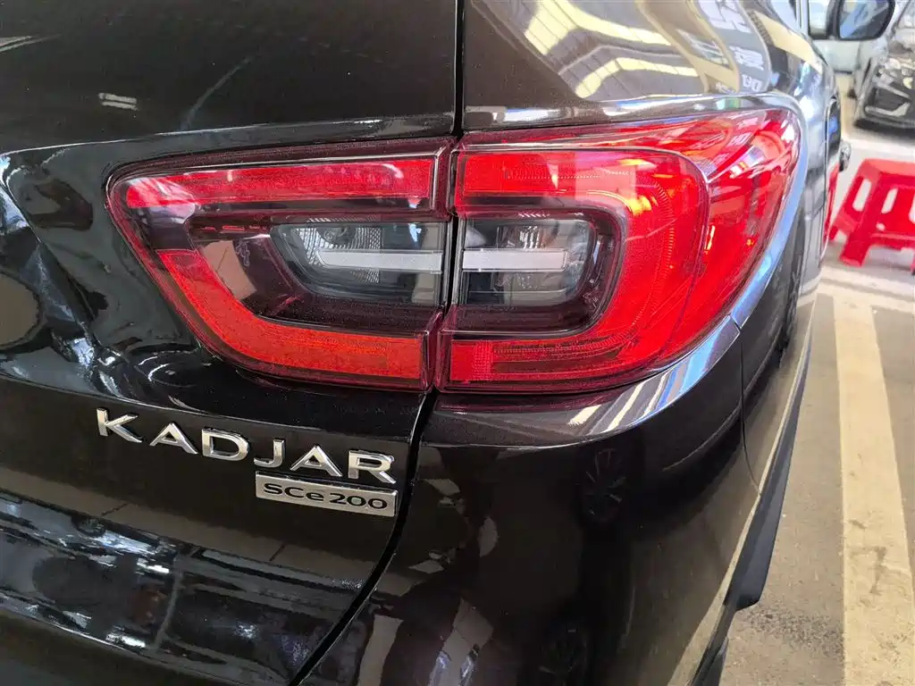 Renault Kadjar 2018 — фото 8
