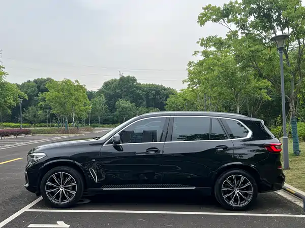 BMW X5 2022