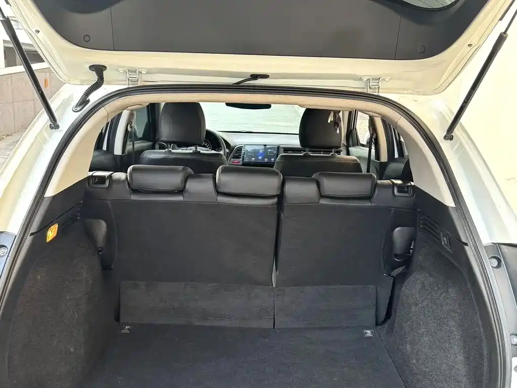 Honda Vezel 2017 — фото 10