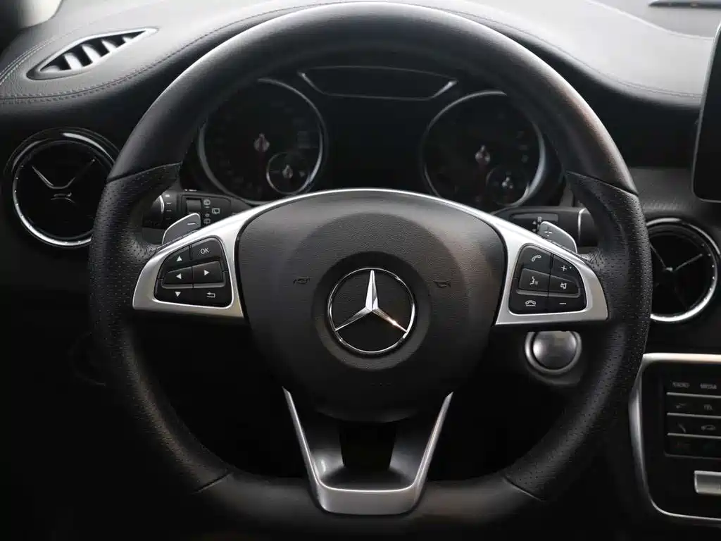 Mercedes-Benz GLA 2019 — фото 6