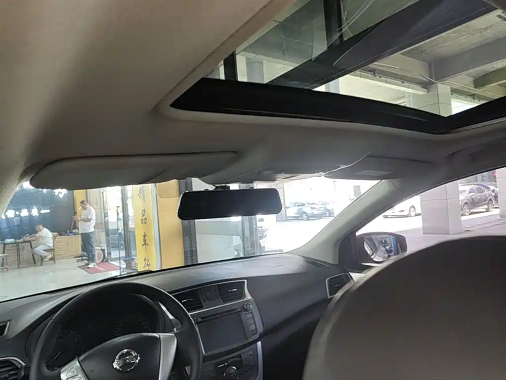 Nissan Sylphy 2015 — фото 18