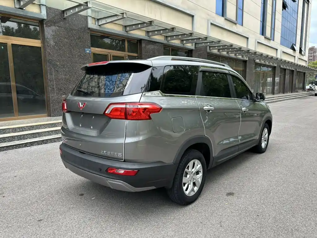 Wuling Hongguang S3 2020 — фото 8