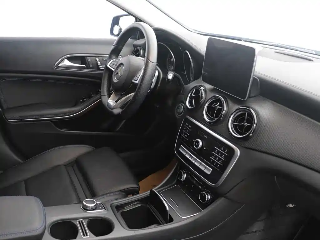 Mercedes-Benz GLA 2019 — фото 5