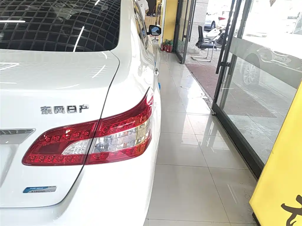 Nissan Sylphy 2015 — фото 8