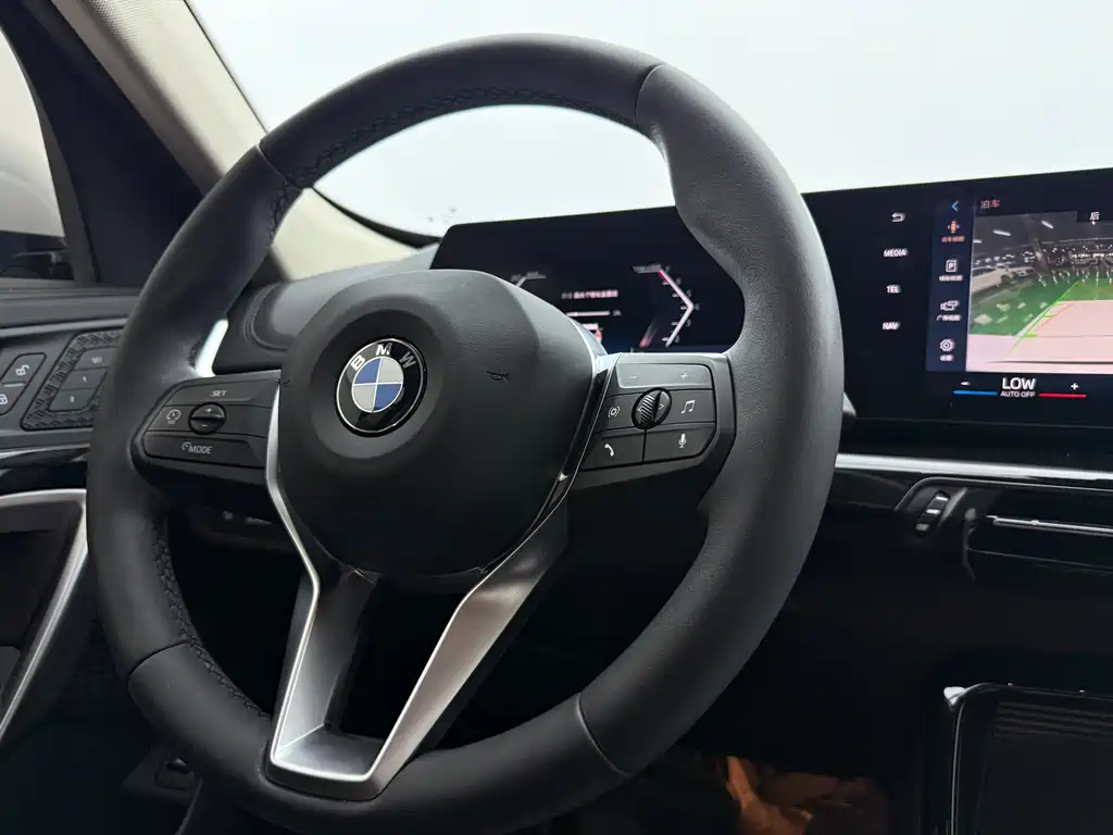 BMW X1 2023 — фото 14