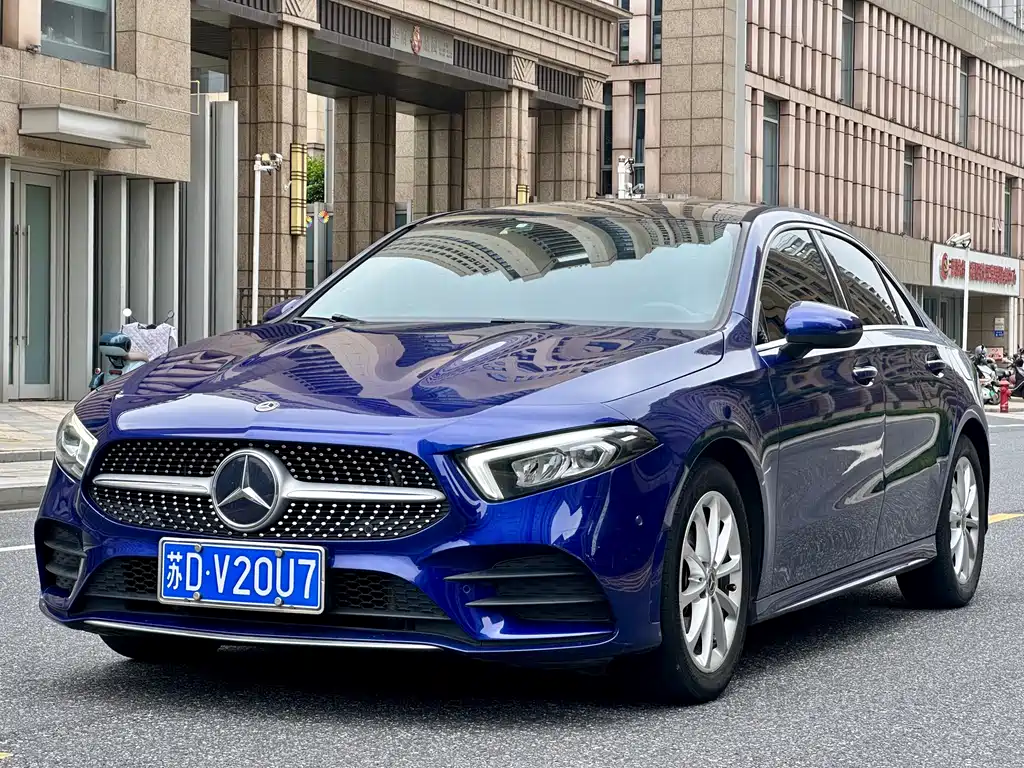 Mercedes-Benz A-Class 2021 — фото 1