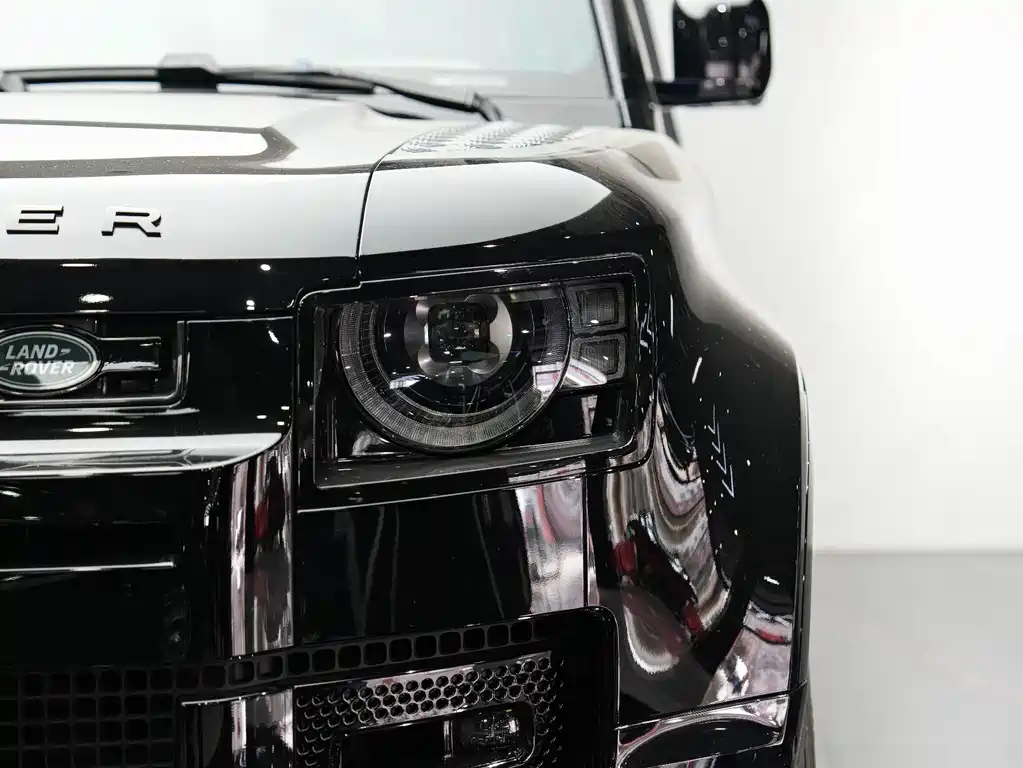 Land Rover Defender 2021 — фото 7
