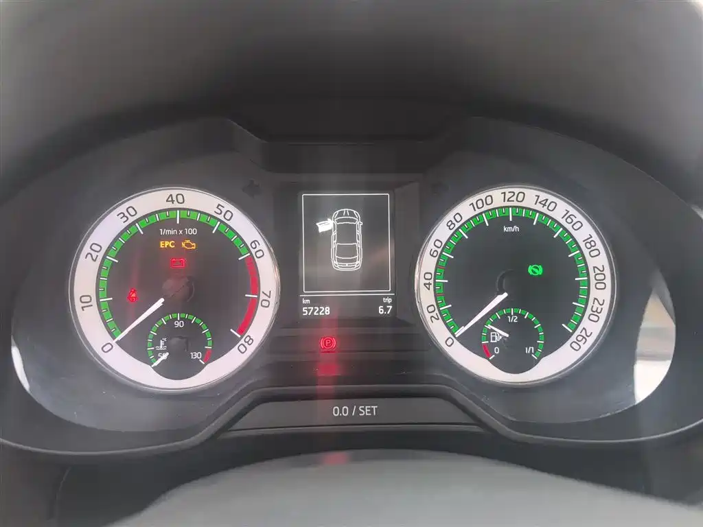 Skoda Octavia 2020 — фото 12