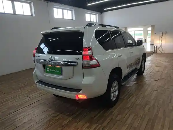 Toyota Prado 2016