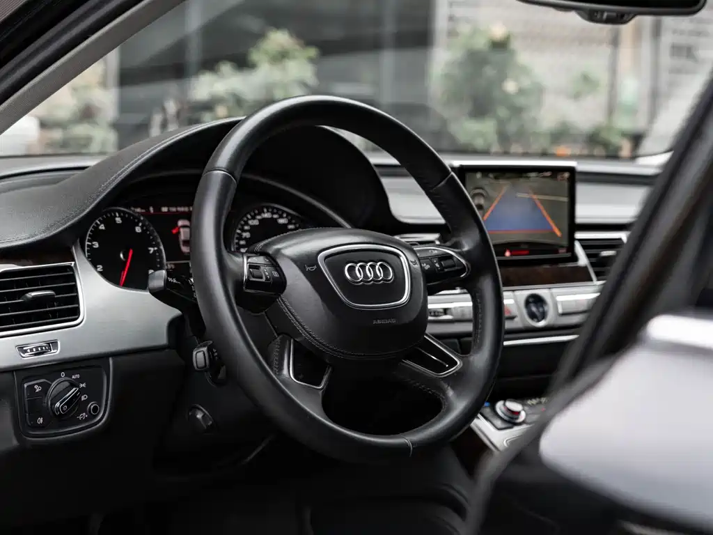 Audi A8 2014 — фото 13