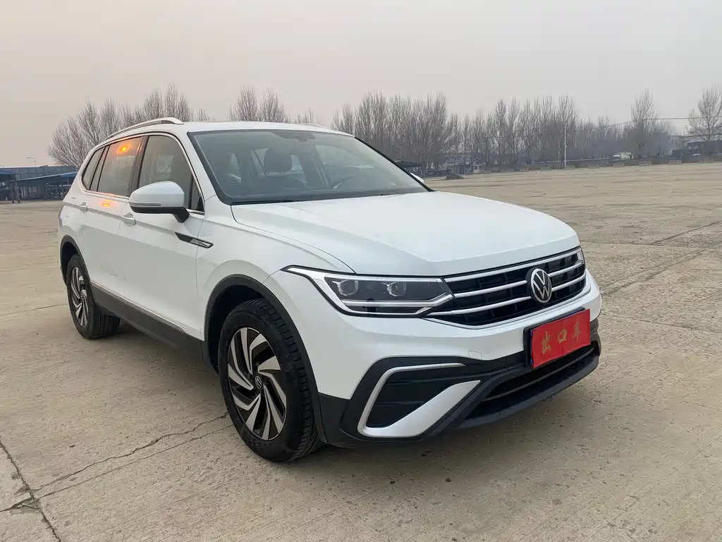 Volkswagen Tiguan L 2022 — фото 3