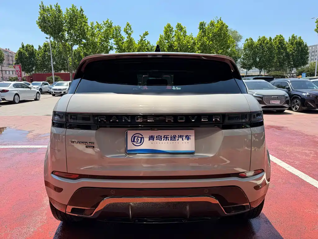 Land Rover Evoque 2023 — фото 5