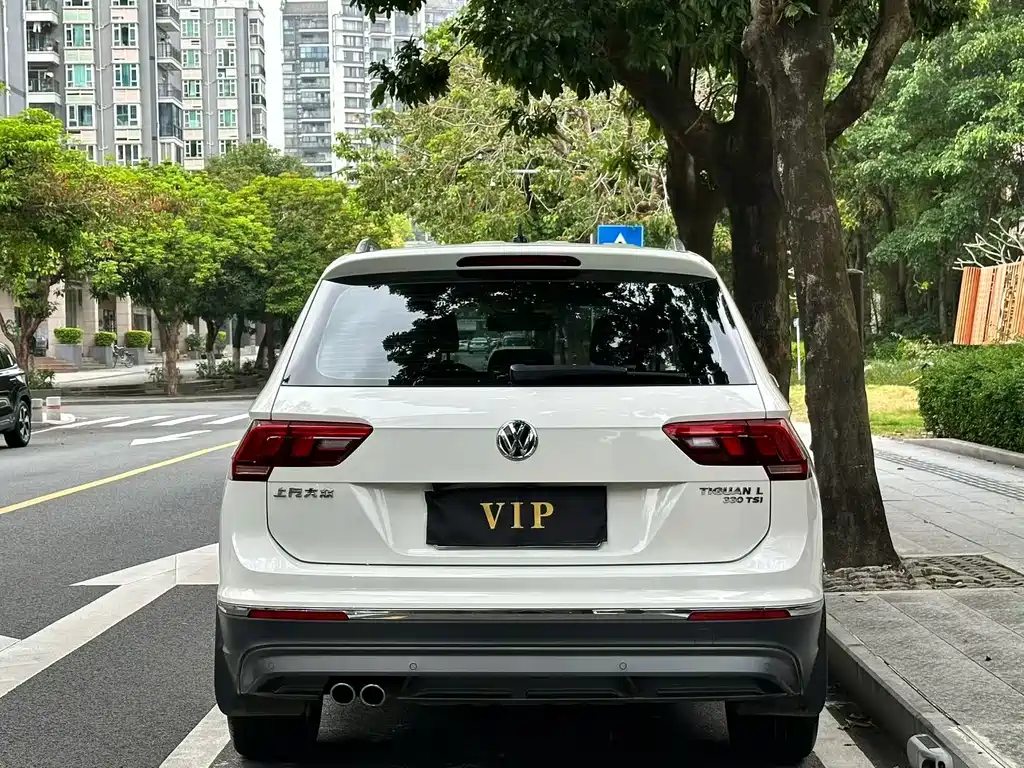 Volkswagen Tiguan L 2020 — фото 9