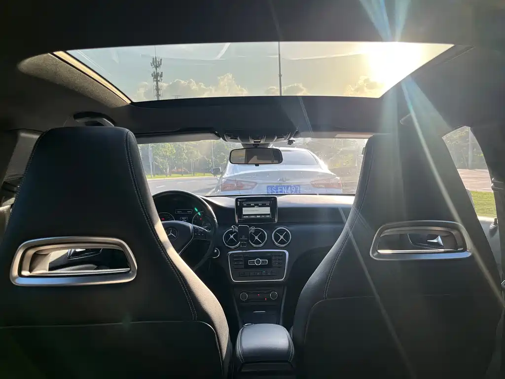 Mercedes-Benz A-Class 2014 — фото 11
